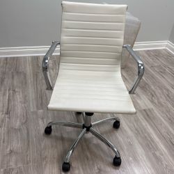 4 White Office Chairs 