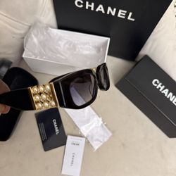 Sunglasses Brand New 🎁🎁🎁