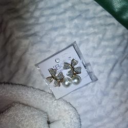 Earings