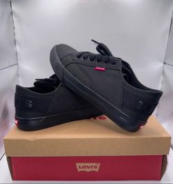 Levi's Luna CT CVS Women's Sneakers 7 – Black Mono Chrome w/ Box