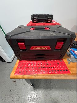 Complete Husky socket set