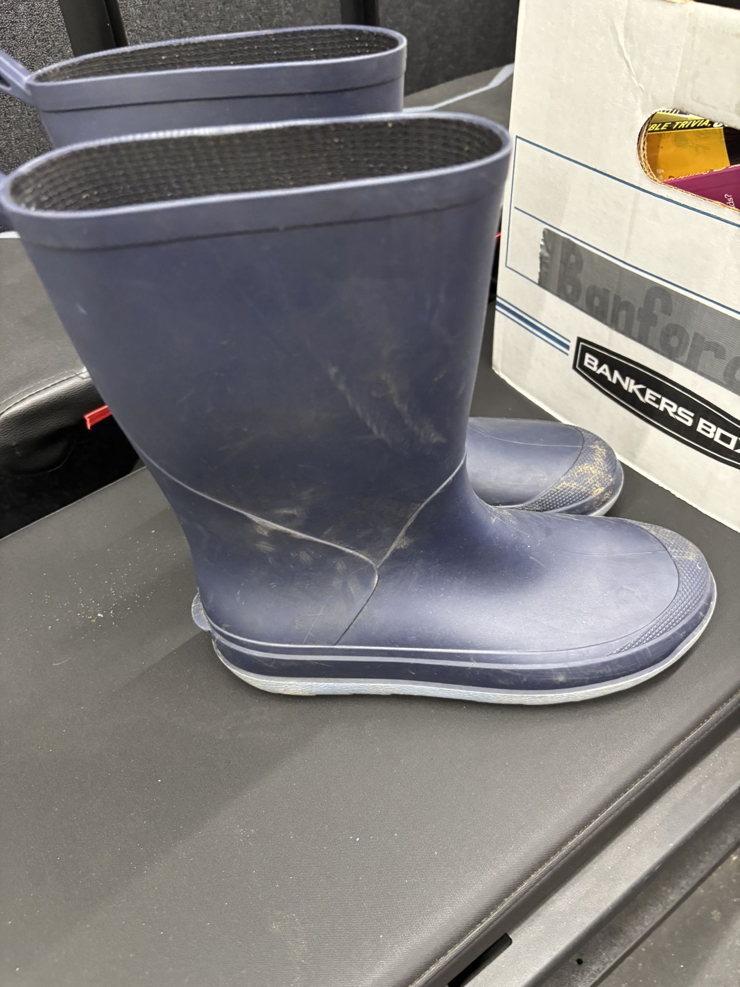 Rain Boots Size 5