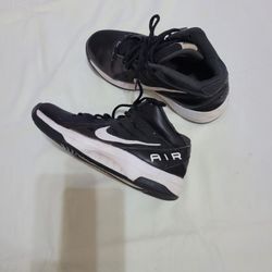 Nike The Overplay lX Women's  Size 8