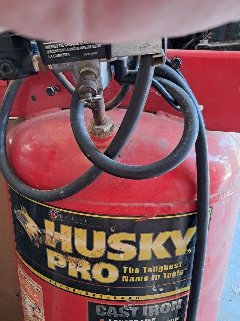 Husky Compressor 26 Gallon Cast Iron