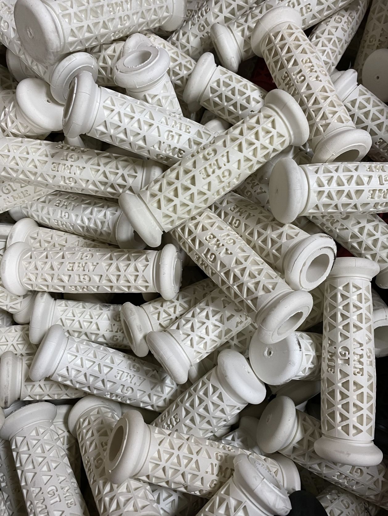 Old school White GT Ame Bmx NOS