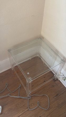 Plastic end table