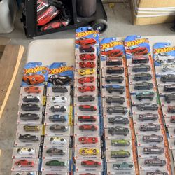 $2 Hot Wheels 