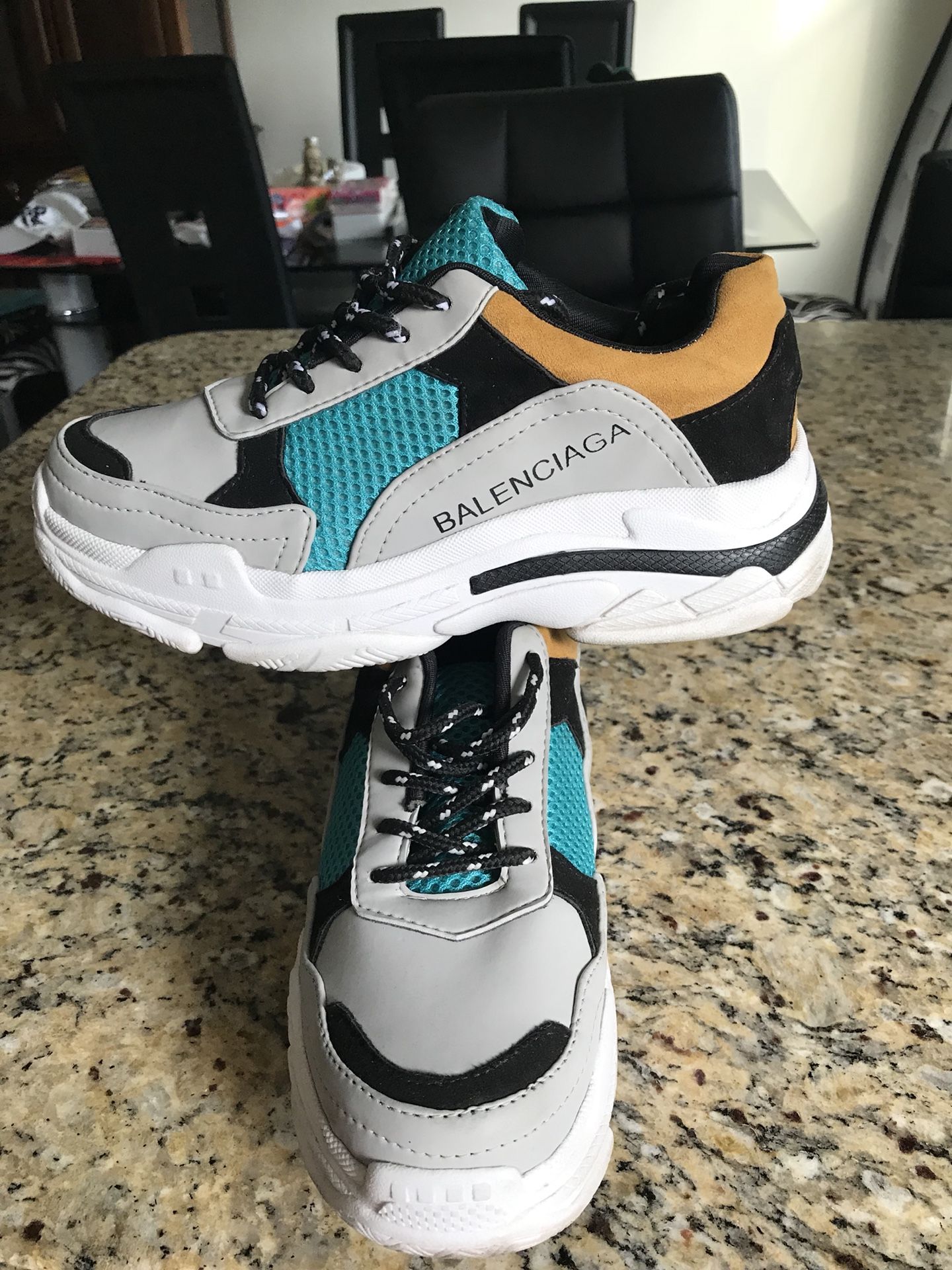 Balenciaga size 6