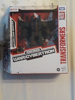 Transformers Netflix Edition Sparkless Seeker And Hotlink.