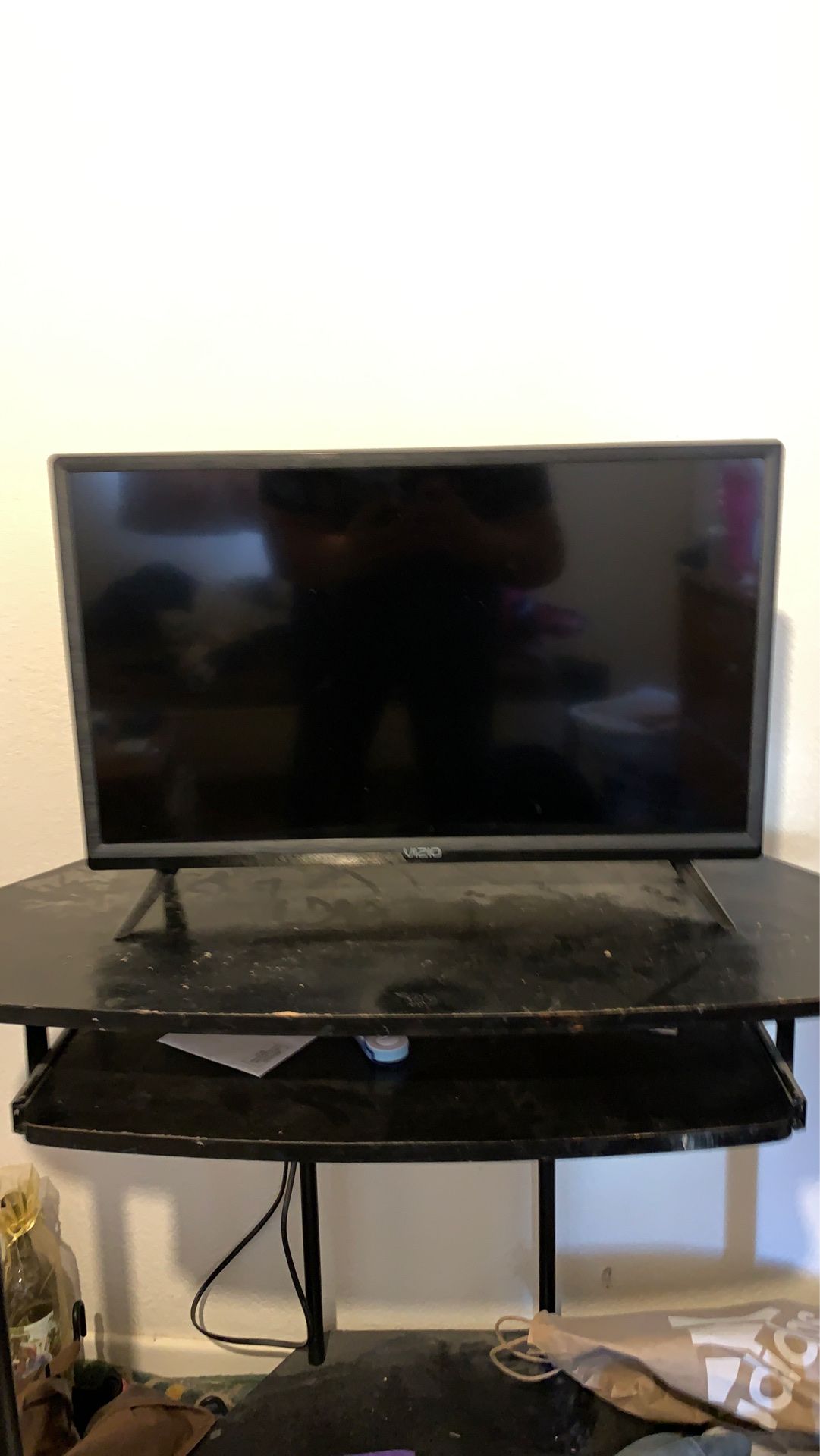 24” vizio tv