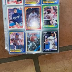  Sports cards ( Read description)