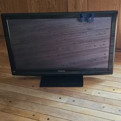 42'' Panasonic Flat Screen Tv
