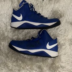Nike Basketball Shoes 