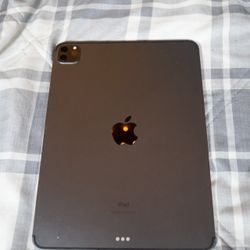 iPad Pro 11” M1 (2021) – 5G Unlocked