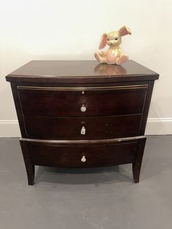 Dark Wood 3-Drawer Bowfront Nightstand