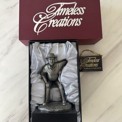 Golfer Sculpture