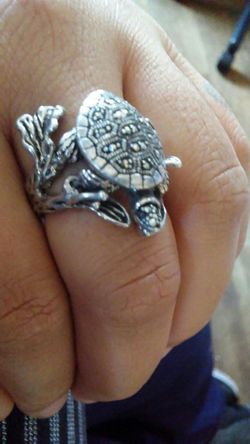 Sterling silver turtle ring