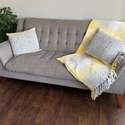 2pc Furniture 🪑 In a Good Condition