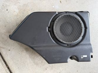 Dodge Nitro OEM Infinity Sub Enclosure