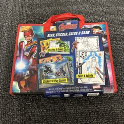New Marvel Coloring & Activity Tri-Fold Storage Case 