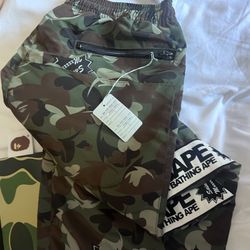 A Bathing Ape Sweat Pant Camo Brand New Never Worn