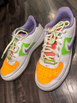 Nike shoes