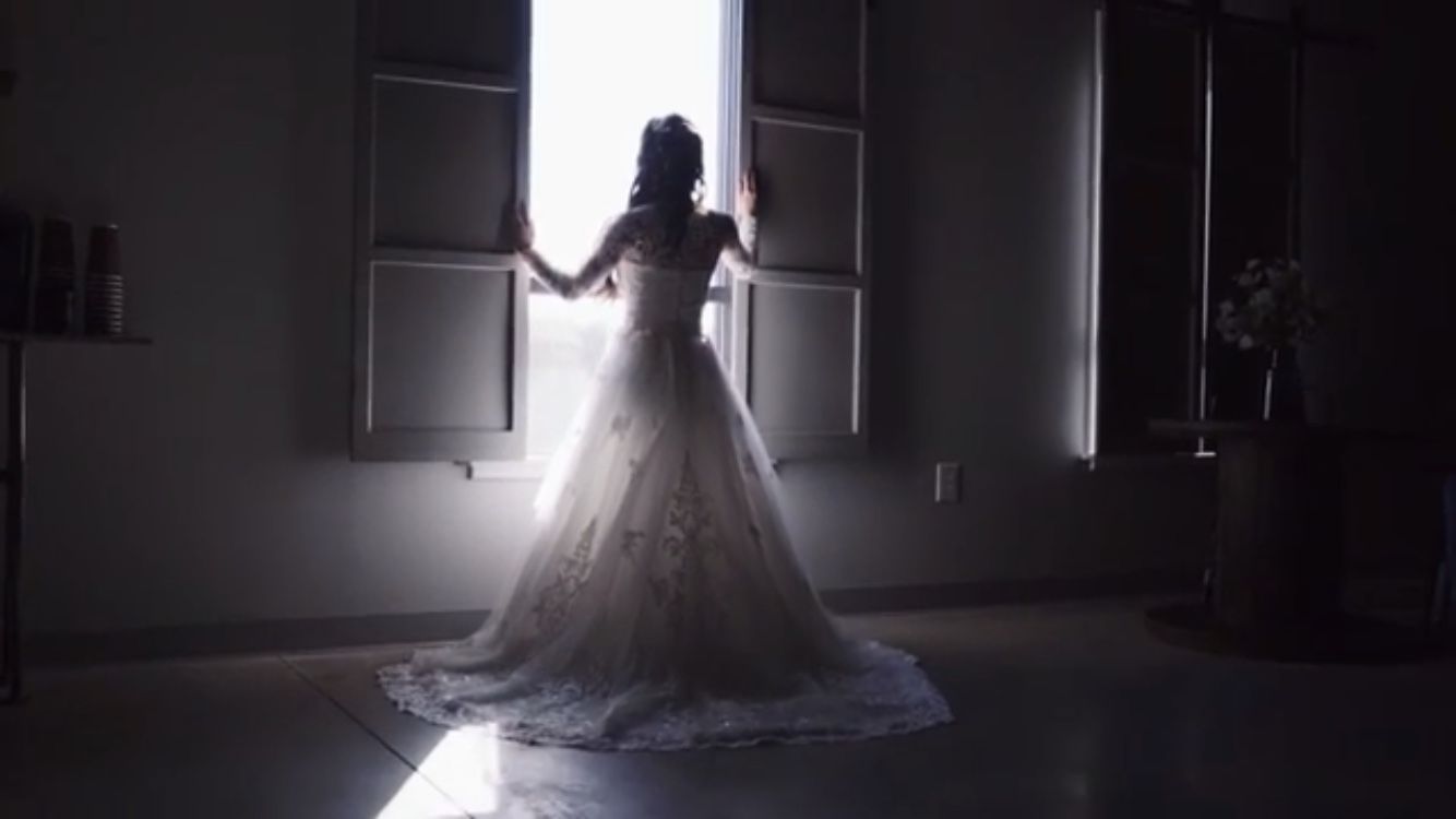 Ivory Wedding Dress