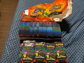 Pokémon 2024 Trick Or Trade Booster Loose Bundles