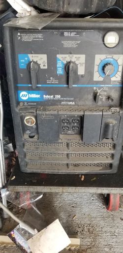 no sirve el motor la vendo para partes bodcat 250