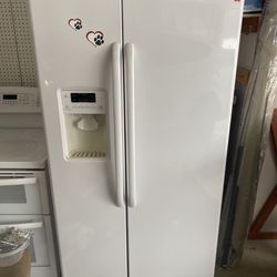 GE Refrigerator 36” & Electric Stove 30”