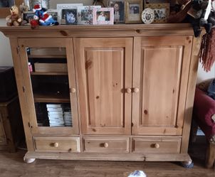 Entertainment Center Solid Oak & Oak Veneer 