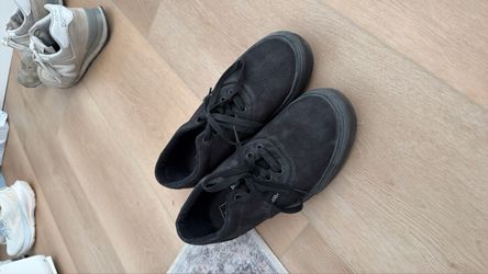 Black VANS shoes size 11