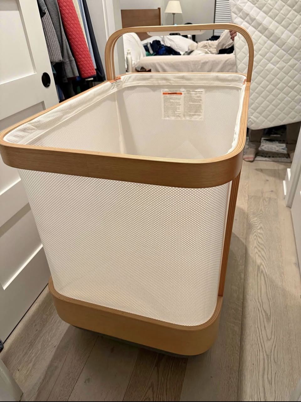 Cradlewise Smart Bassisnet Crib