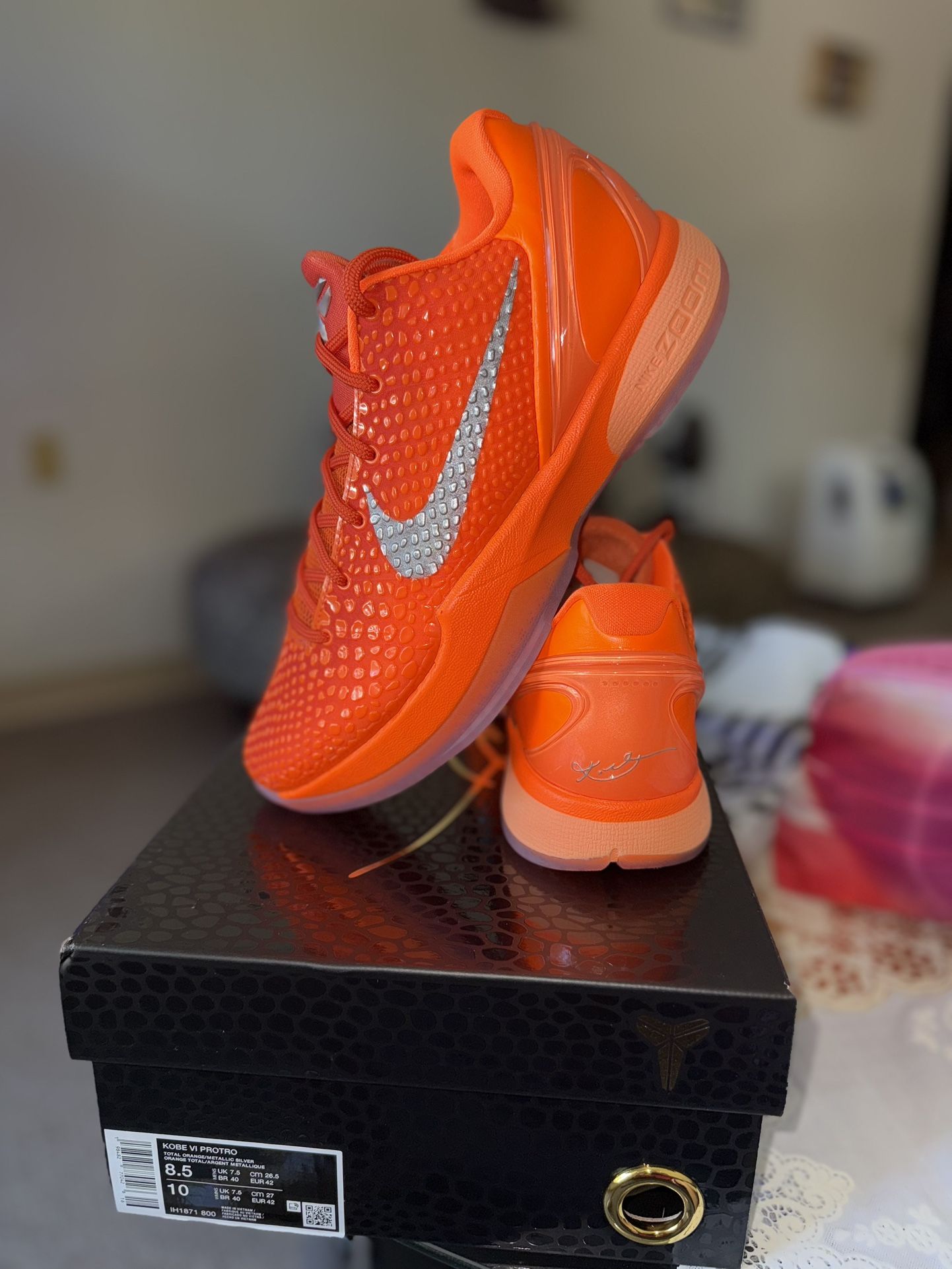 Men’s Kobe VI Protro Total Orange Size 8.5 DS With Receipt 🧾