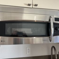 GE Profile Microwave/convection Oven 