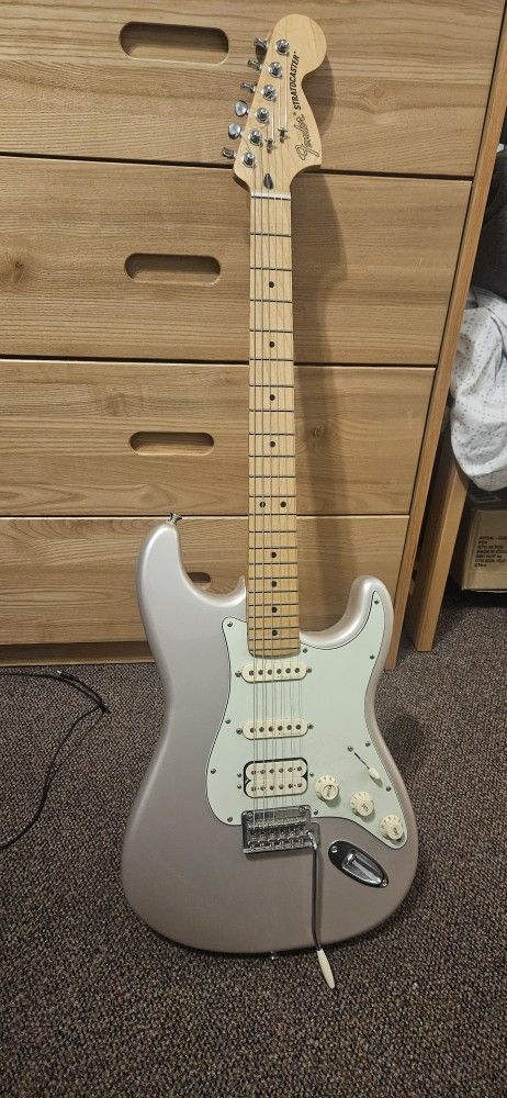 MIM Fender Strat Blizzard Deluxe