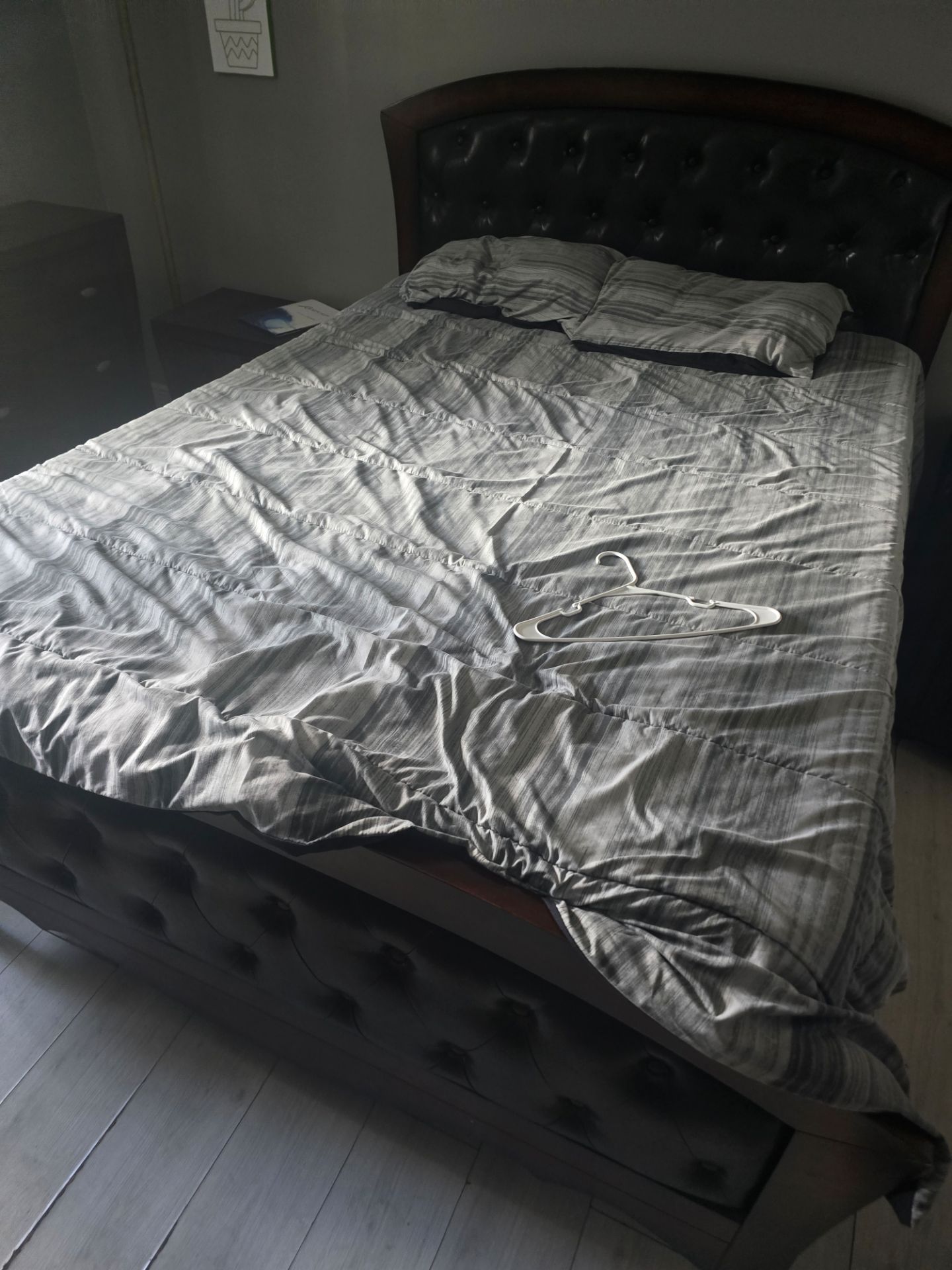 Used queen size bed with dresser and night stands