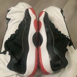 jordan 11 breds (size 7)