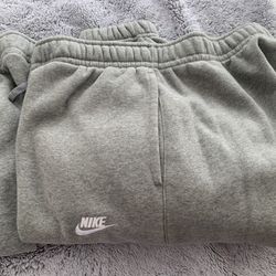 Nike joggers