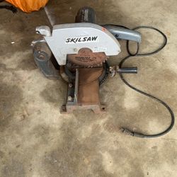 Skilsaw Chop Saw