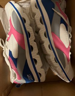 Skecher Comfey Shoes 