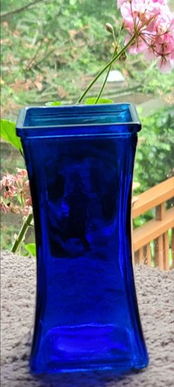FTD Cobalt Blue Square Flared Glass Vase