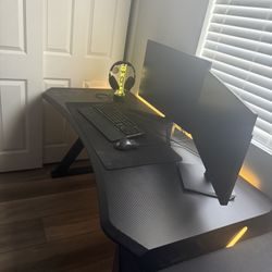 Gaming Desk With LED
