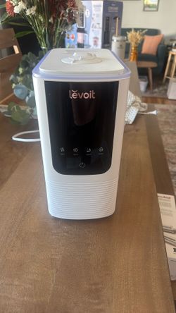 Levoit Humidifier – Warm & Cool Mist | Excellent Condition