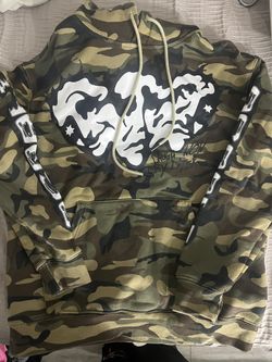Asaali camo hoodie size xs GOOD CONDITION send offers