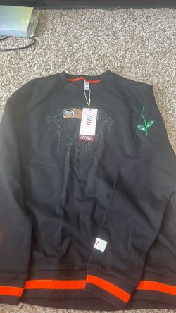 Men crewneck