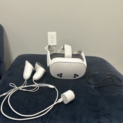 Meta Quest 3s - 128 GB Virtual Reality Headset