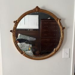 Vintage Ornate Round Wall Mirror – Antique Gold Frame