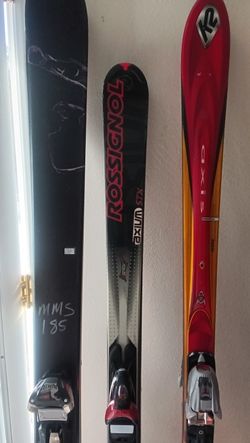 3 Sets Of Ski