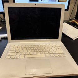 Apple MacBook A1181